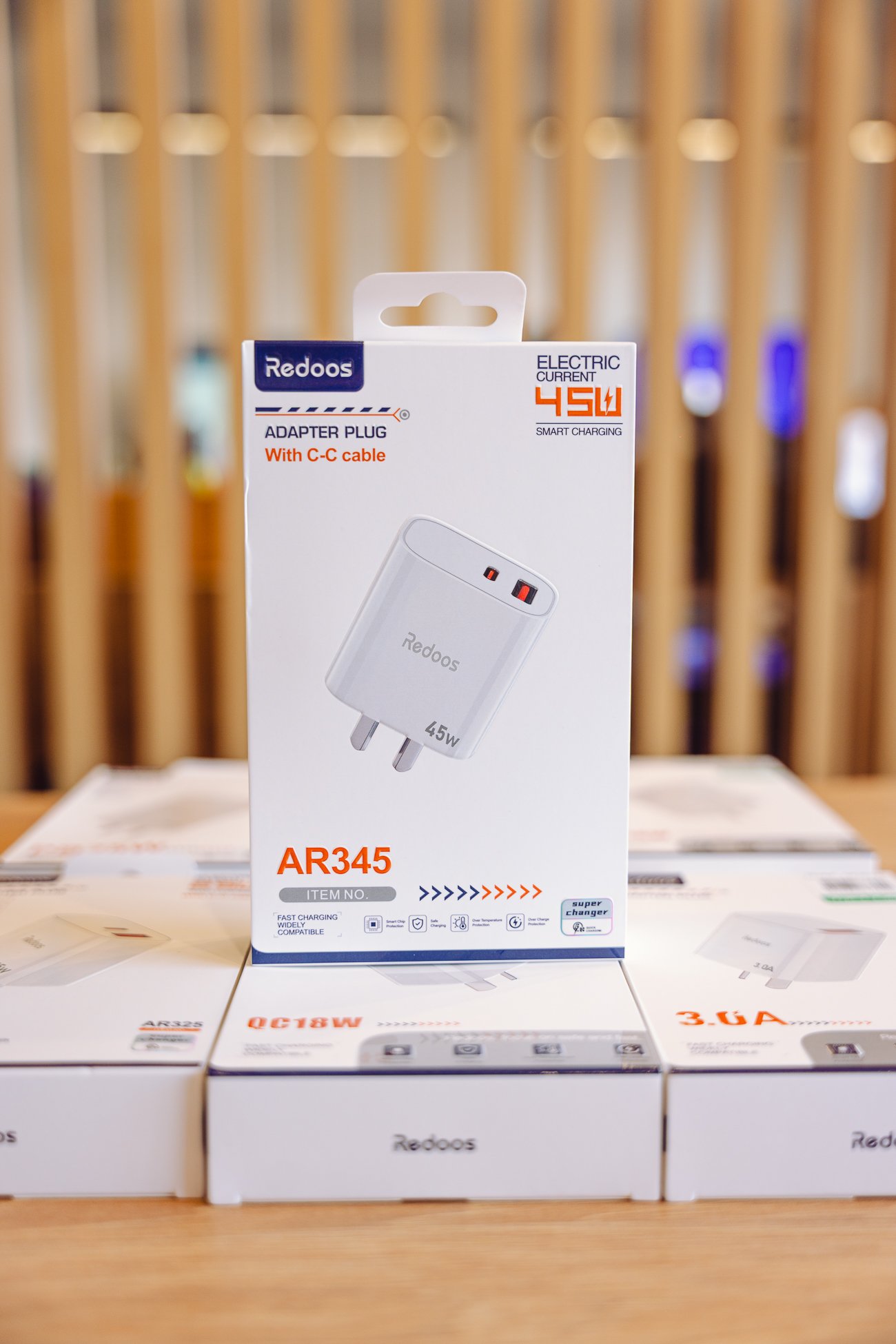 EMI08012 Cargador Redoos 45W con cable Type-C a Type-C – Carga rápida y potencia total - Imagen 1